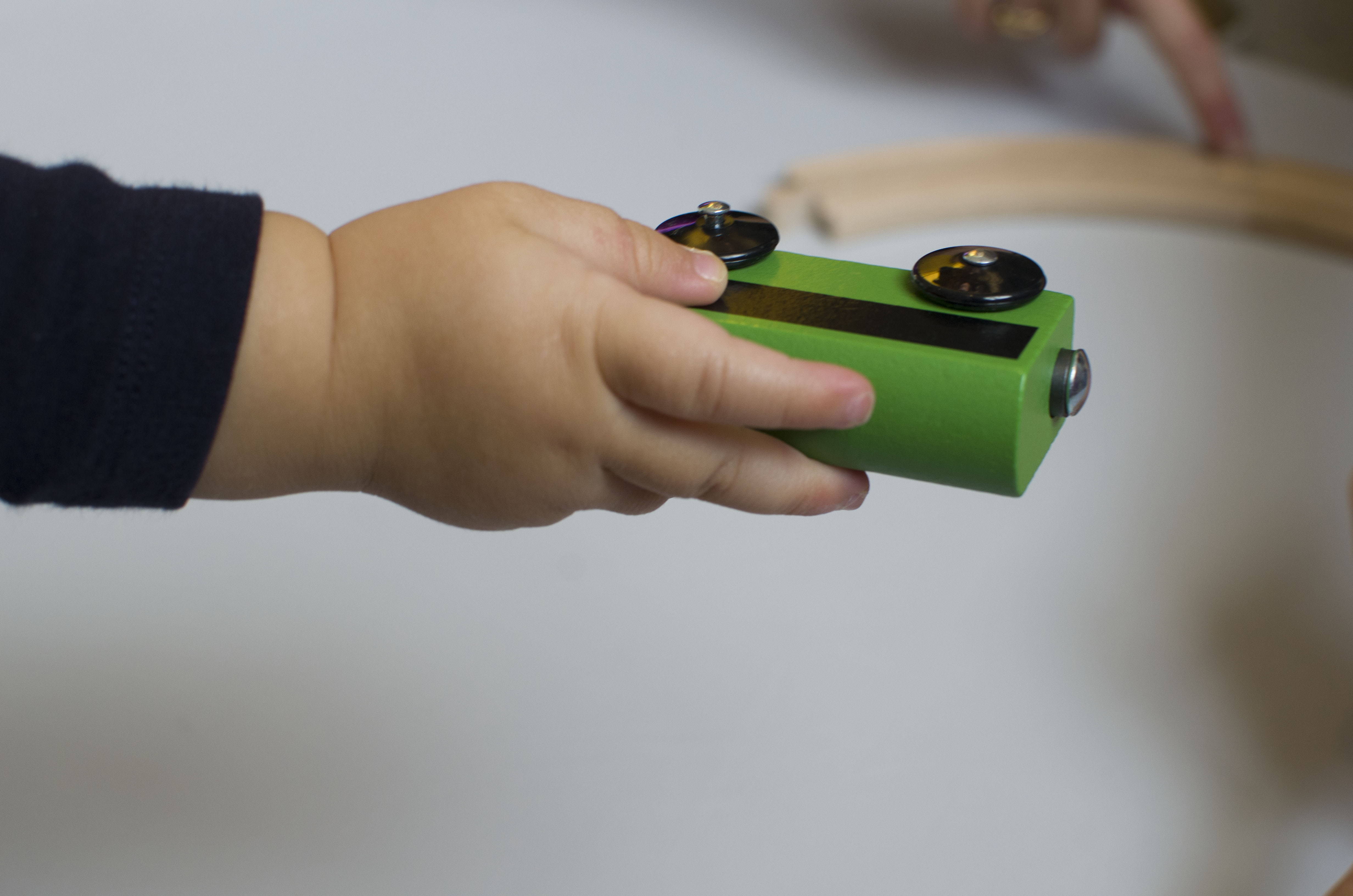 Main Marius Labo des Minots